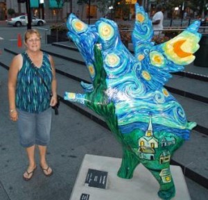Starry, starry pig with Joy on Fountain Square.
