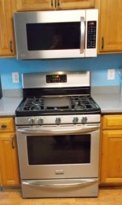 My new stove with convection oven.  So far, it has been a dream to cook with.