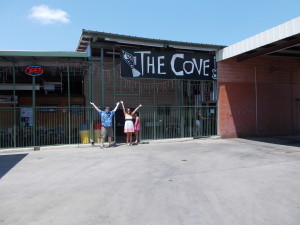 Rich and Rose do the pose outside of The Cove.